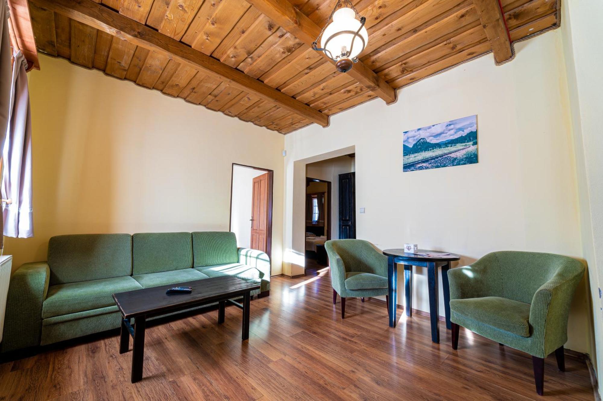 Ranc Pod Ostrou Skalou Guest House Stratena Exterior photo