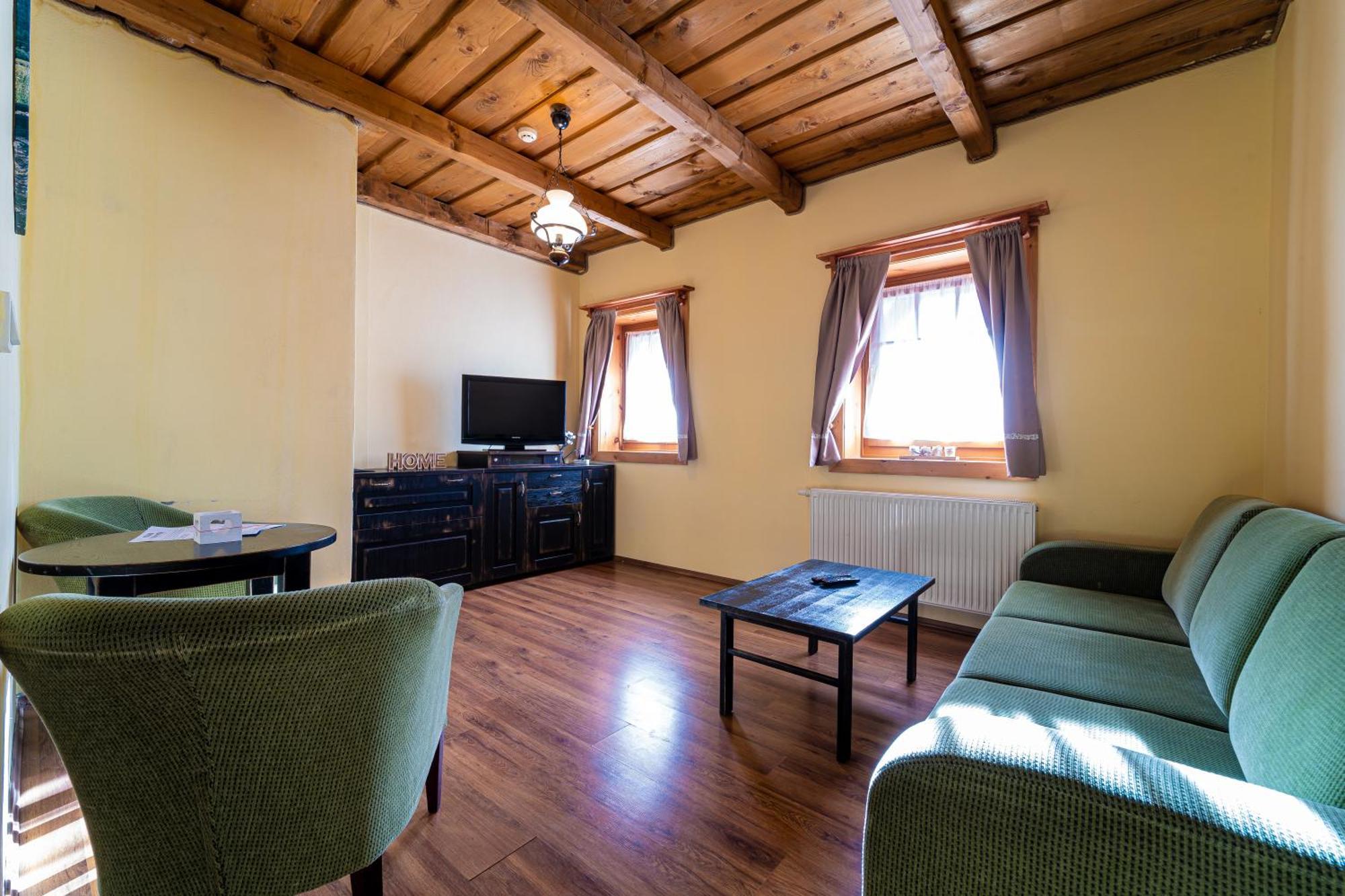 Ranc Pod Ostrou Skalou Guest House Stratena Exterior photo